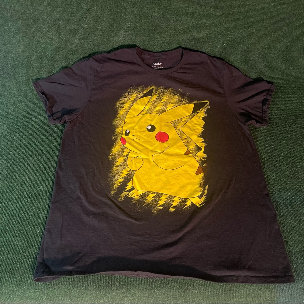 Nintendo Pokemon Pikachu Black Anime Manga  Graphic T-shirt Men's Sz XL